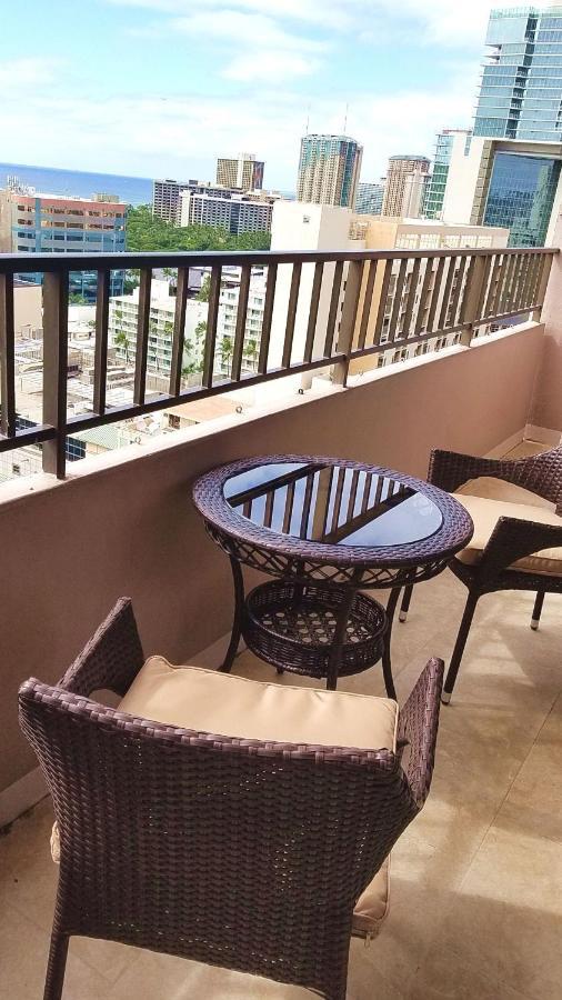 Waikiki Kuhio 1-Bedrm Apt, Ocean View, Free Parking & Wifi โฮโนลูลู ภายนอก รูปภาพ